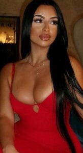 Çeşitli Pozisyonlarda Seks İçin Telegram Escort