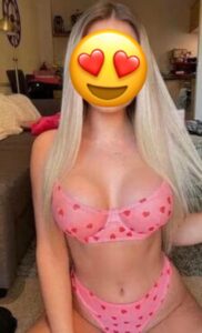 Kıvırcık Saçlı  Escort Bayan
