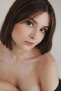 Esmer Beyaz Tenli Mersin Suriyeli Escort Sahra