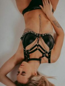 Mersin Dolgun Escort Yeliz